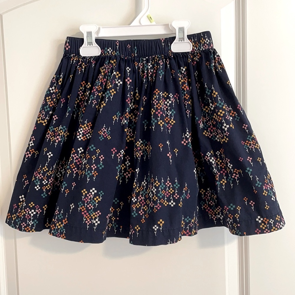 Hanna Andersson skirt, size 130 (8)